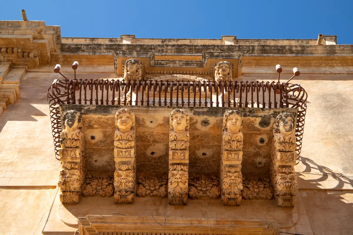 view of a balcony baroque support palazzo corrado nicolaci in noto
